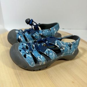 KEEN Newport H2 Little Kids Size 11 Blue Rio Camo Rubber Water Sport Sandals